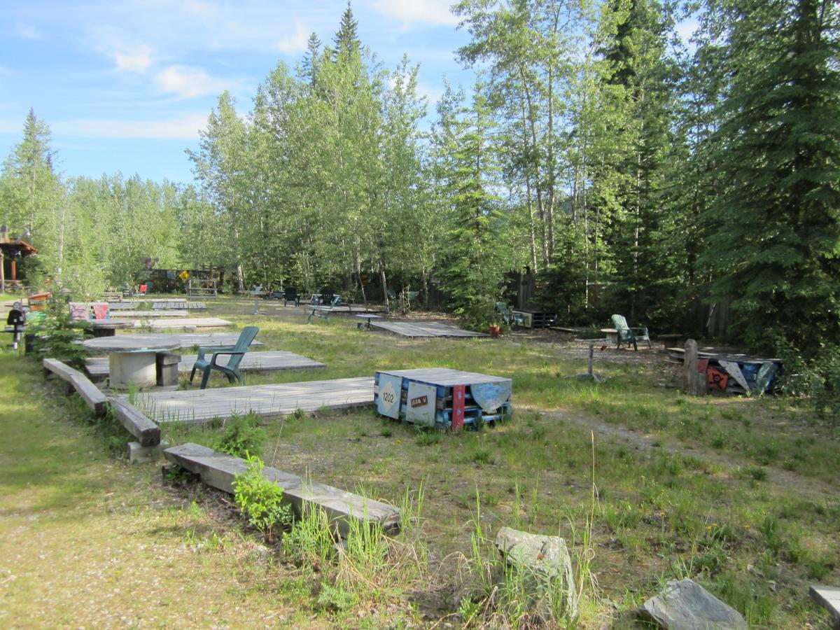 Dawson City River Hostel Eksteriør bilde