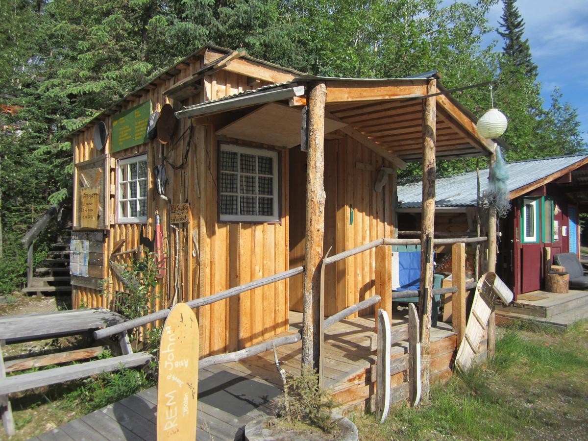 Dawson City River Hostel Eksteriør bilde
