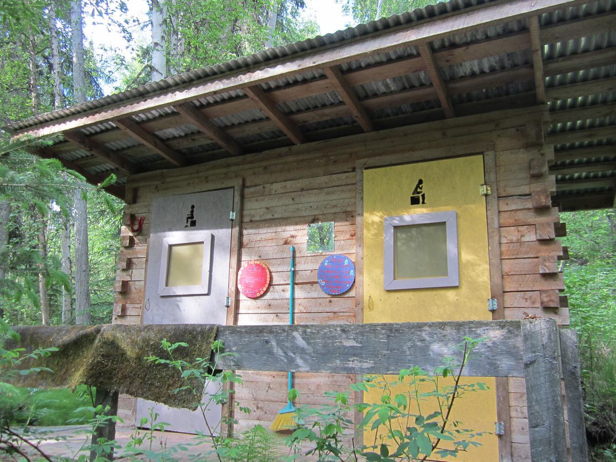 Dawson City River Hostel Eksteriør bilde